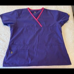 WonderWink scrub top